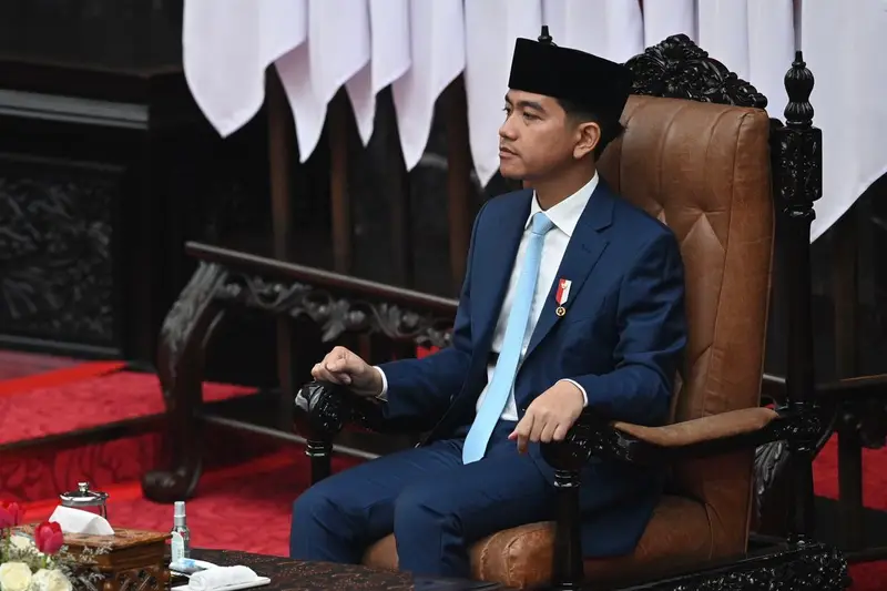 Pilpres Sudah Usai, Mengapa Polemik Ijazah Gibran Terus Digulirkan?